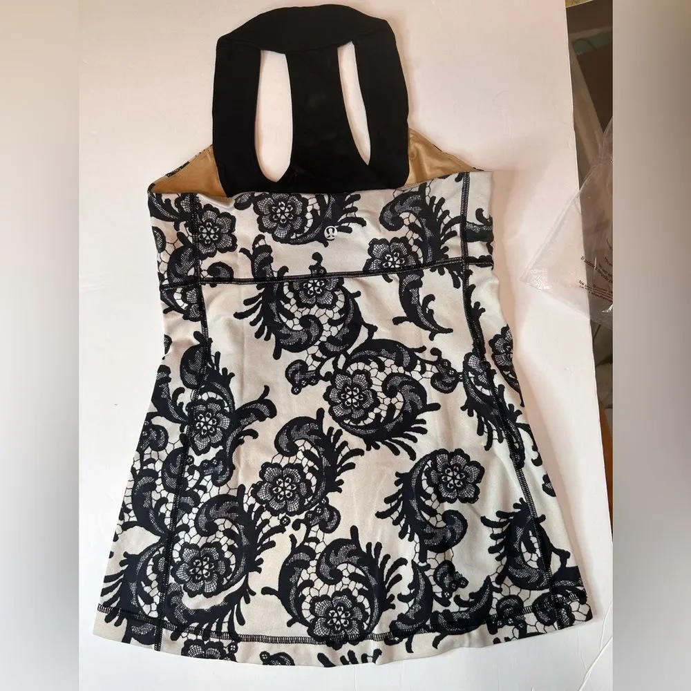 Lululemon Athletica Laceoflage WorkOut Scoop NeckTank Top Black Crème Floral SZ6
